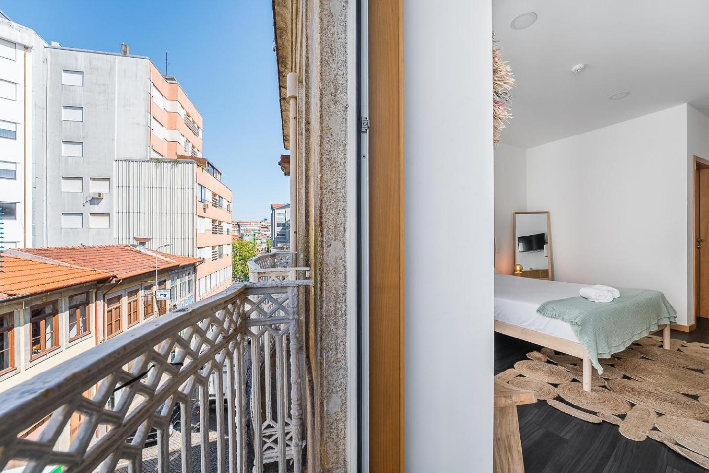 Guestready - Bright Duplex In Downtown Hotel Porto Exterior photo